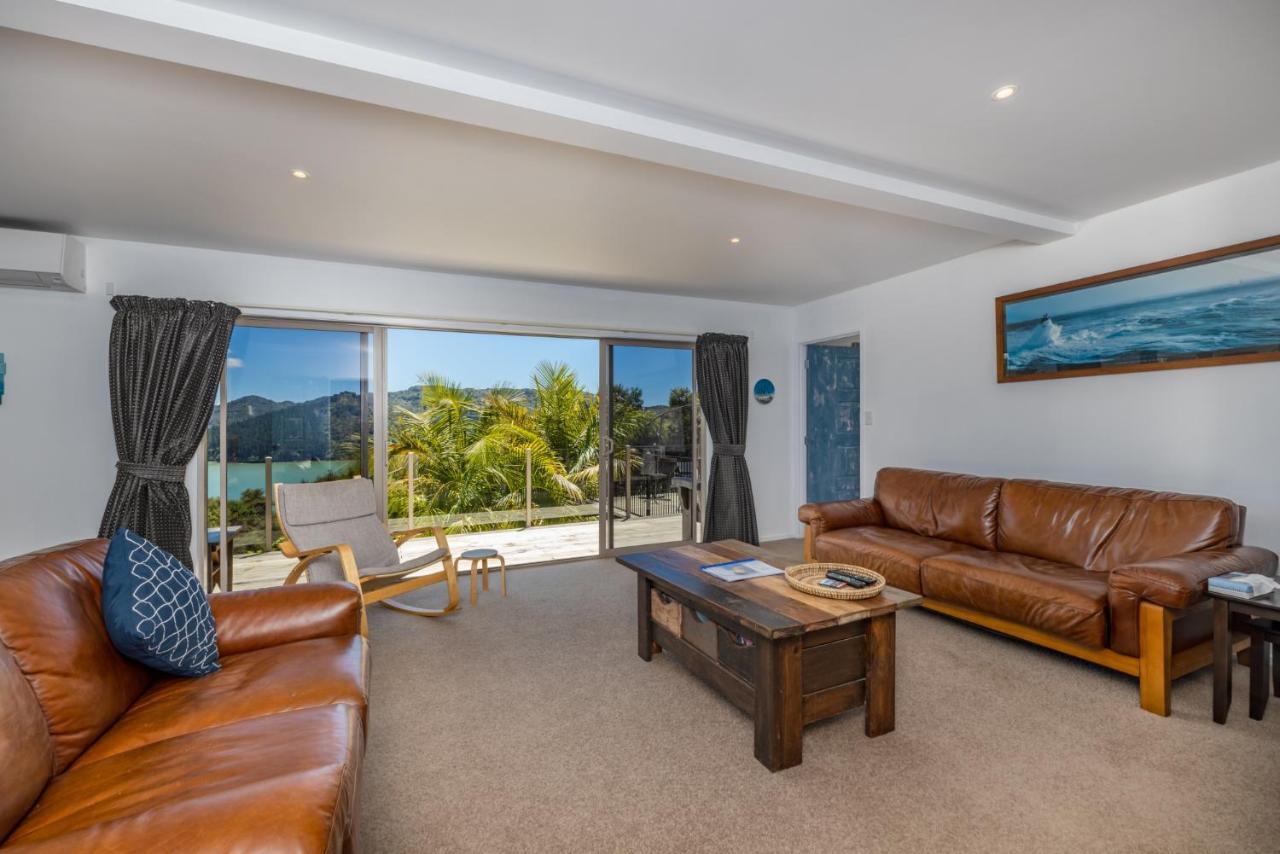 Harbour View Villa Whangaroa Exterior foto